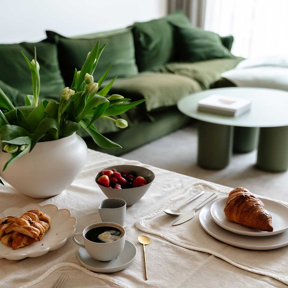 Table Cover - Beige Love